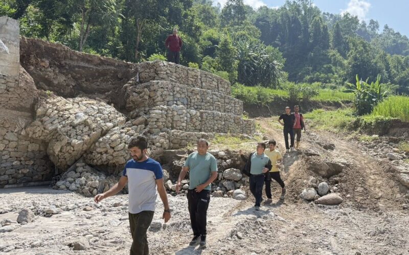 मेची राजमार्गको वैकल्पिक सडक खोलिदै