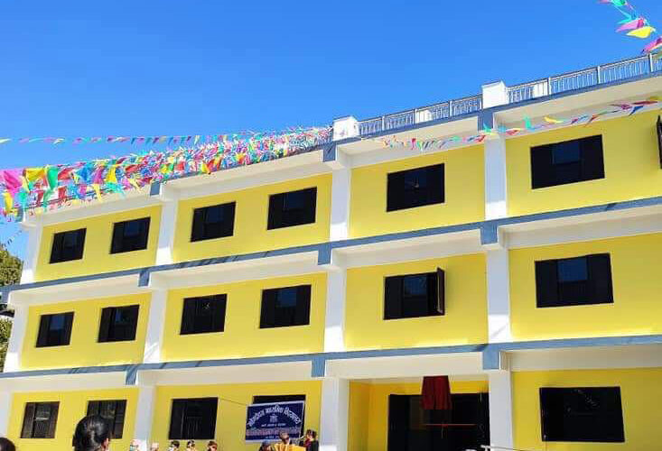 दोलखाको नगरपालिकाको  विद्यालयमा विद्यार्थीभन्दा शिक्षक बढी