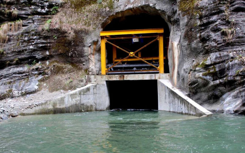 मेलम्चीको पानी पूर्ण रूपमा रोकियो