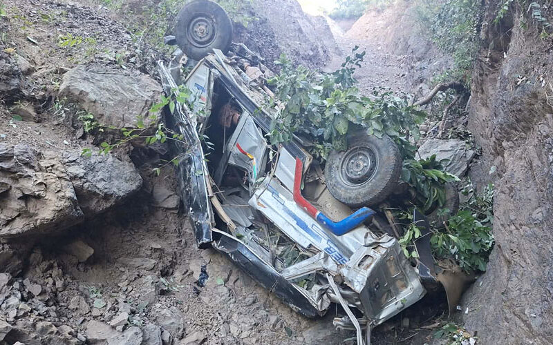 जिप दुर्घटना हुँदा तीन जनाको मृत्यु