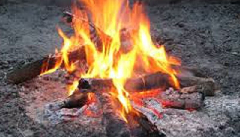 सप्तरीमा आगो ताप्ने क्रममा जलेर  एक महिला गम्भीर घाइते