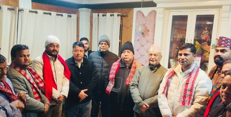 वीरगञ्ज महानगरका मेयरसहित दुई पूर्वमन्त्री एमालेमा प्रवेश