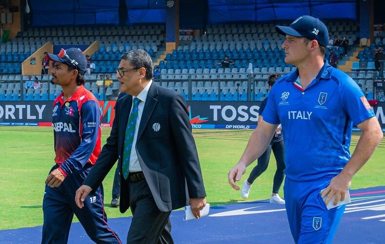 टी–२० विश्वकप : इटालीसँगको खेलमा नेपाल टस हारेर ब्याटिङ गर्दै