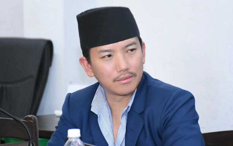 इलाम २ मा एमालेका सुहाङको अग्रता