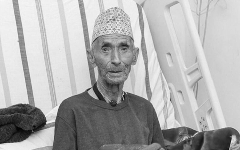 एमाले अध्यक्ष ओलीलाई पितृशोक