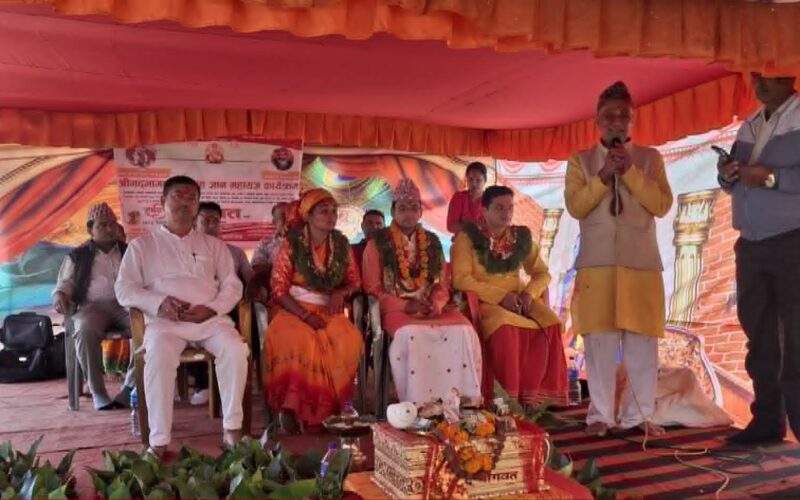 चौघडाको कालीपोखरीमा सप्ताह ज्ञान महायज्ञ  शुरु