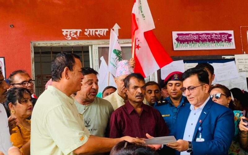 कांग्रेस मकवानपुरले प्रशासनमार्फत प्रधानमन्त्रीलाई बुझायो ज्ञापनपत्र