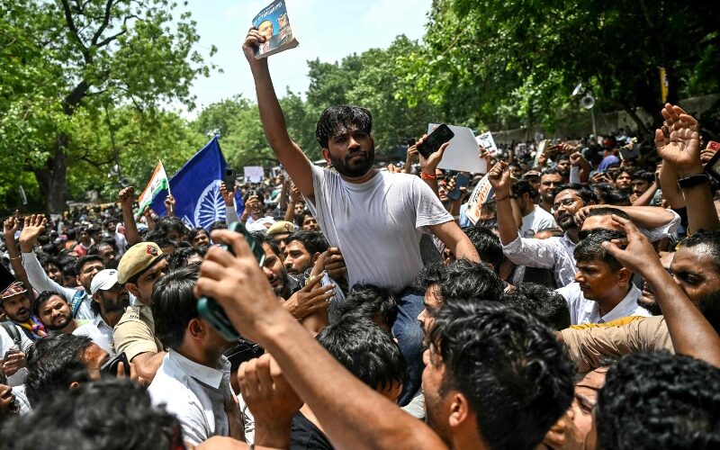 भारतमा विद्यार्थीको आन्दोलन चर्किएसँगै प्रधानमन्त्री मोदीका लागि ठूलो चुनौती
